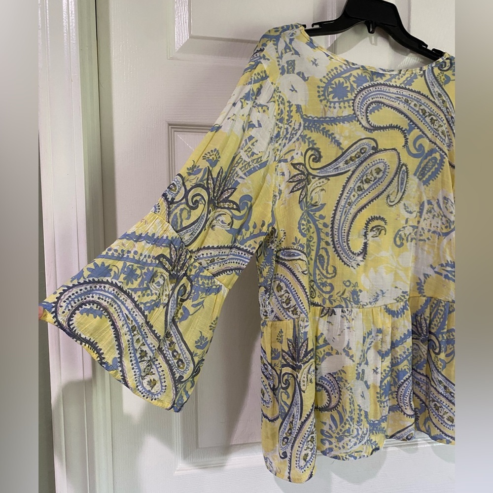 Unique Spectrum Blouse Women 1X Yellow Blue Paisley Button Front Babydoll Top - Picture 8 of 11